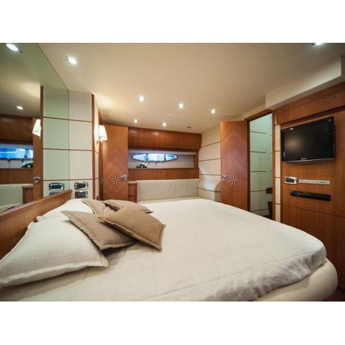 Du Thuyền Raffaeli Ontera 70